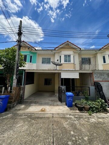 Bangkok, Real Estate For Sale, THB 1250000,  3 BR,  18 Sq. Feet,  2-story Townhouse For Sale, Ready To Move In, Bhumjai Niwet Village 4 � Phra Samut Chedi.