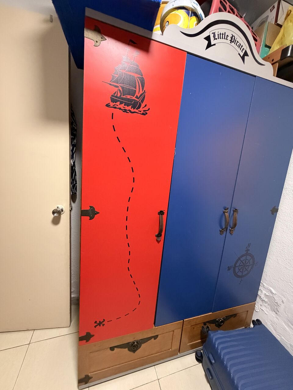 Jubail, Household Items, SAR 800,  Single Bed Room Set On Sale With Side Table
