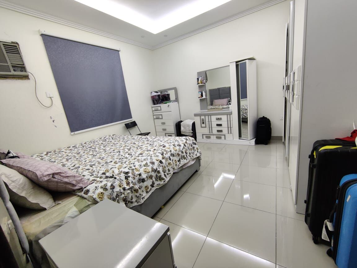 Al Baghdadyiah Al Gharbyia, Sublets, SAR 3000/month,  3 BR,  350 Sq. Meter,  Fully Furnished 3 Bedroom Apartment For Rent In Baghdadiya Al Gharbyia, Jeddah