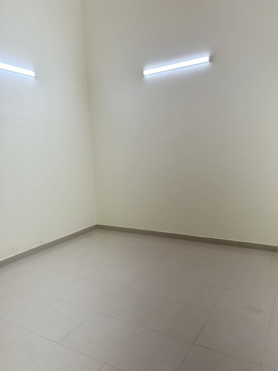 Al Malaz, Apartments, Flats, Houses & Villas, 30k Yearly 2bhk Ground Floor @malaz