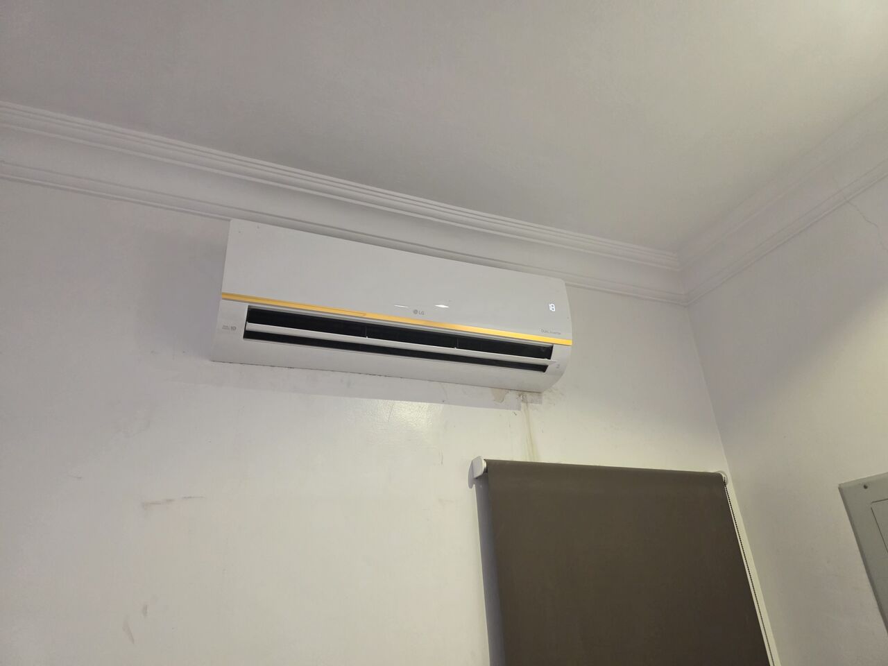 Dammam, Air Conditioners, SAR 2500,  I Want To Swll Qlg 2 Ton Split Ac Which Is Under Warranty With Invoice And 2 Ton Window Ac