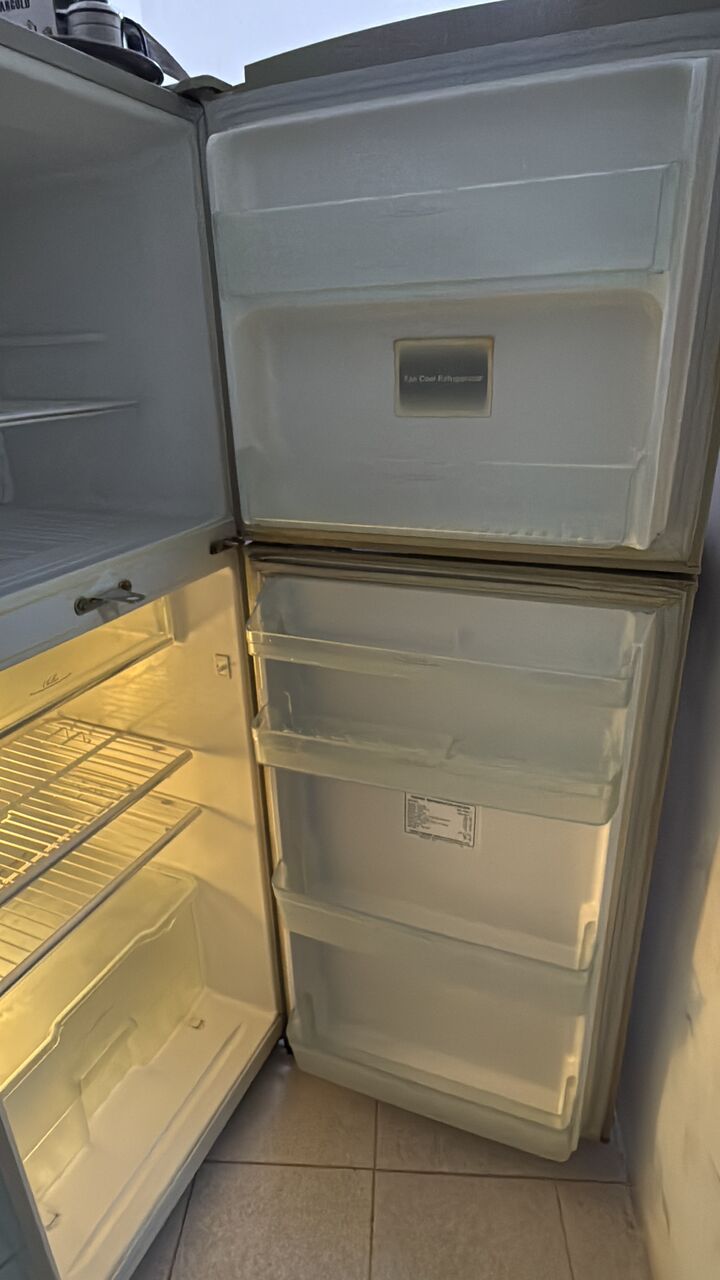 Salmaniya, Appliances, BHD 45,  Family Used Well Maintained Refrigerator For Sale.