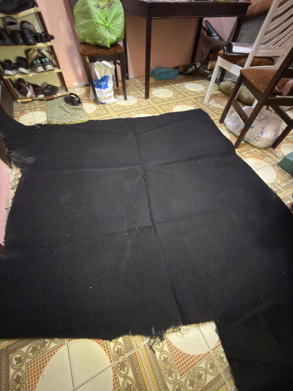 Jeddah, Household Items, SAR 15,  Carpet Small Piece For Sale (0504526570)