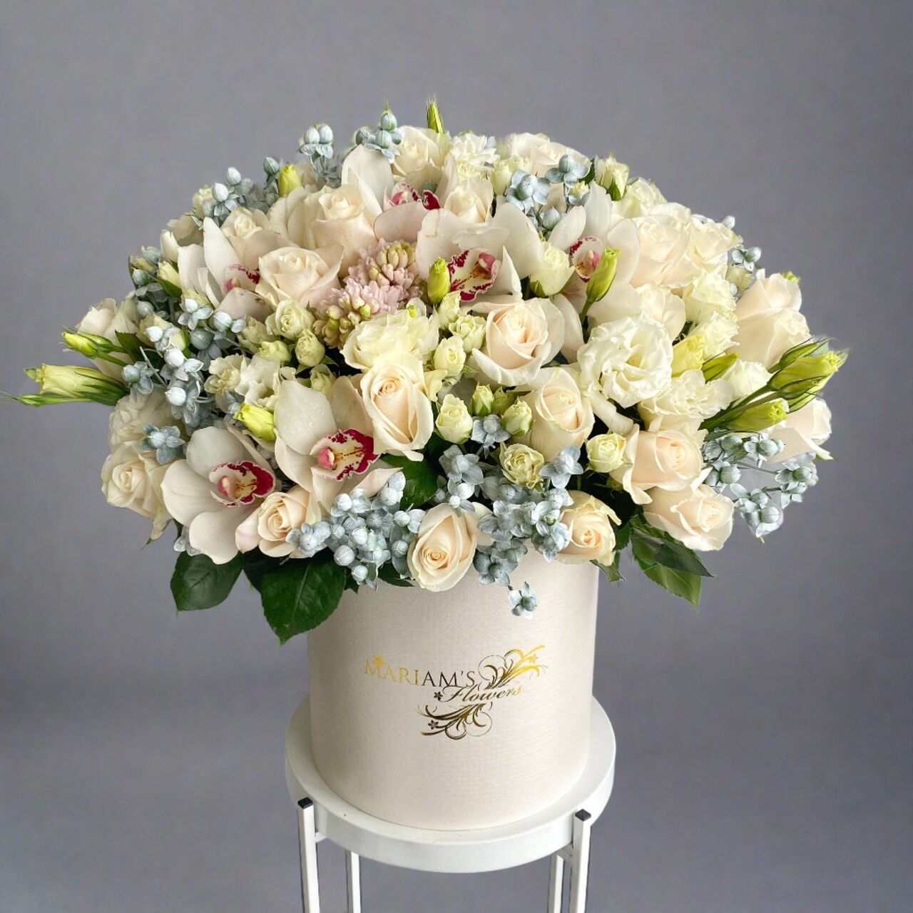 New York, Farm & Garden, USD 180,  Buy White Roses Flower Bouquet Online In USA | Fresh White Rose Delivery