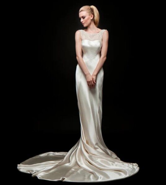 New York, Clothing & Accessories, Buy Vintage Custom Wedding Gown For Your Dream Bridal Look