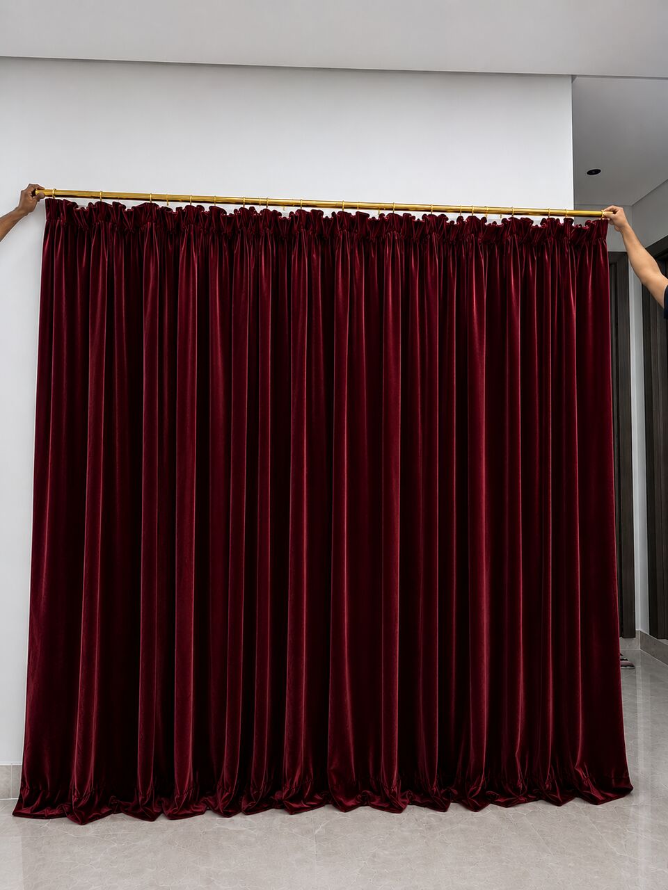Dammam, Household Items, SAR 250,  Curtain / Wall Curtains 5 Piece Good Condition / Negotiable Price
