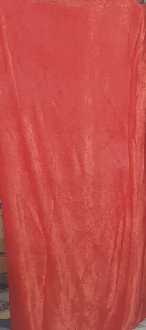 Muharraq, Collectibles, BHD 20,  All Dress Good Quality Welvets