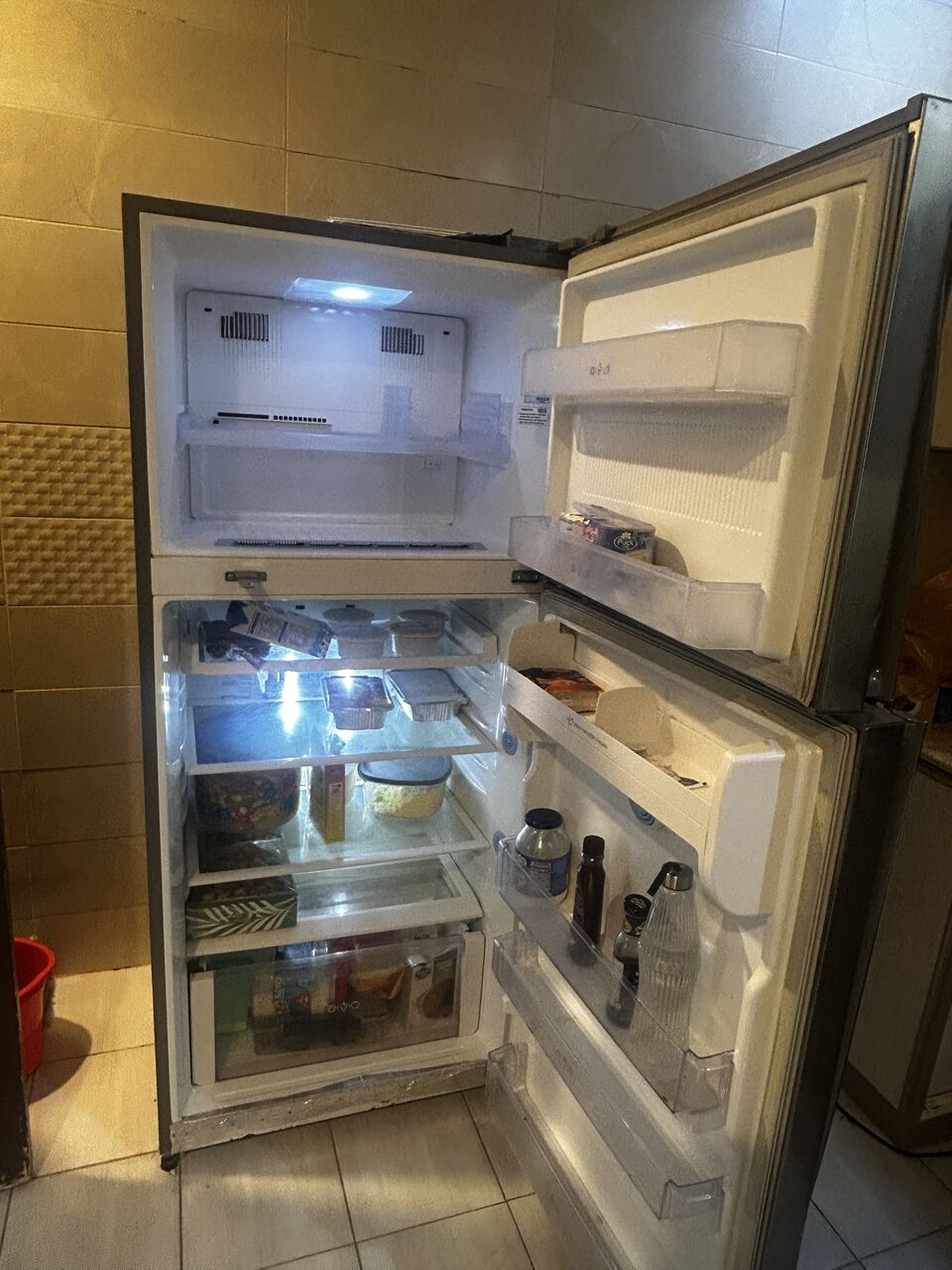 Al Malaz, Appliances, SAR 1000,  Selling Well Maintained Refrigerator And Washing Machine
