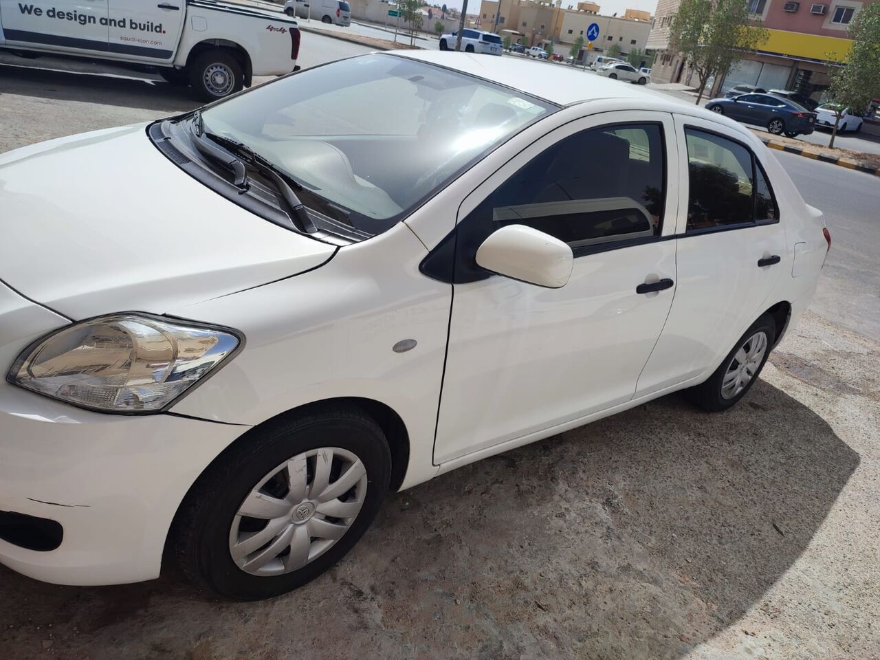 Al Badiah, Vehicles, Cars & Trucks , SAR 25000,  Toyota Yaris,  2013,  Automatic,  392459 KM,     &ndash; White | Well Maintained | Ready To Drive