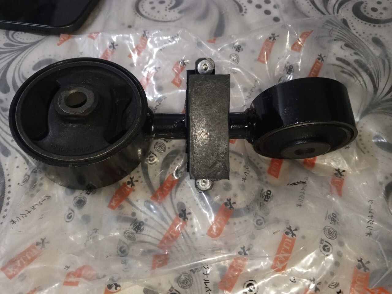 Jeddah, Auto Parts, SAR 150,  Upper Engine Mount For Camry 2002 To 2006