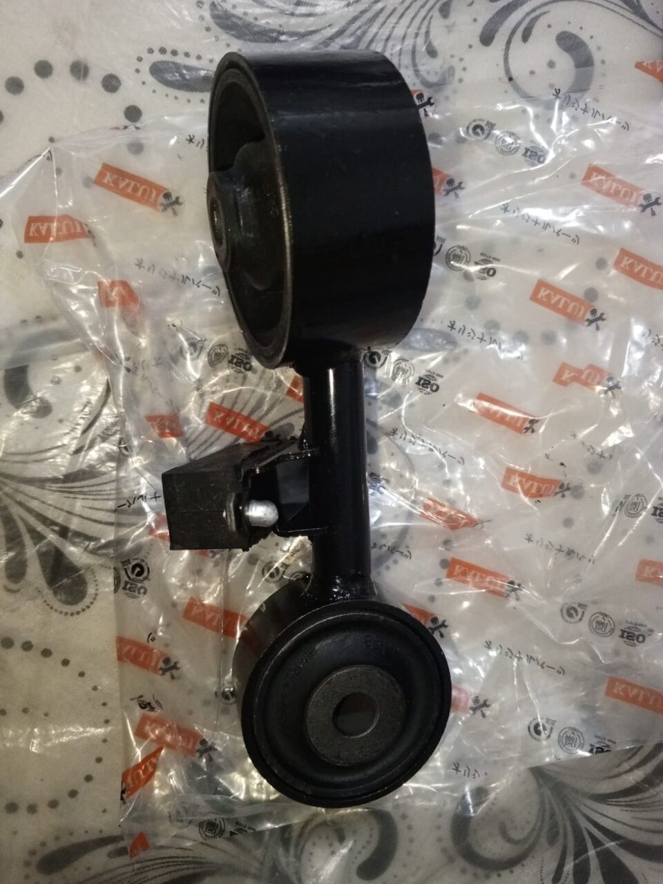 Jeddah, Auto Parts, SAR 150,  Upper Engine Mount For Camry 2002 To 2006