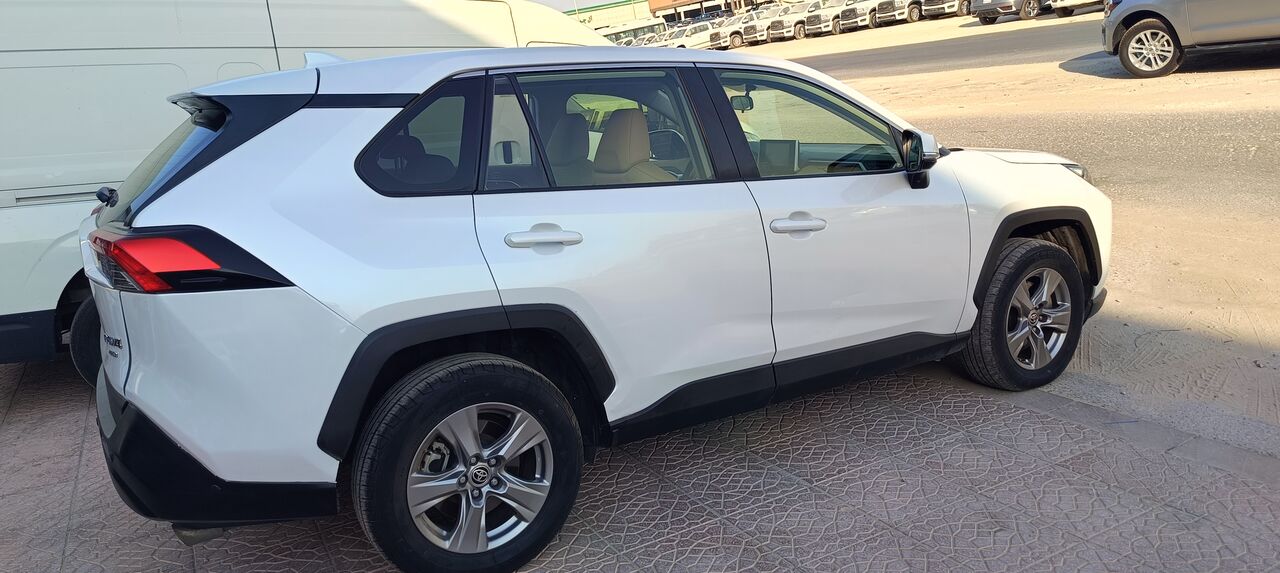 Dammam, Vehicles, Cars & Trucks , SAR 74500,  Toyota RAV4,  2023,  Automatic,  152000 KM,