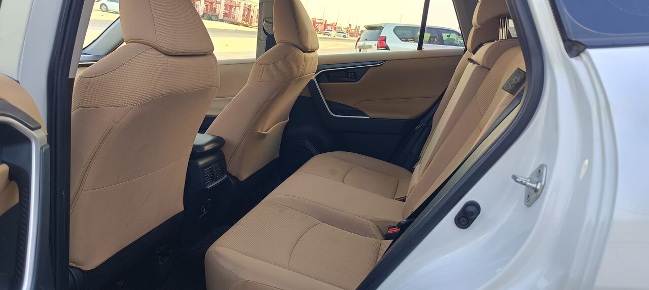 Dammam, Vehicles, Cars & Trucks , SAR 74500,  Toyota RAV4,  2023,  Automatic,  152000 KM,