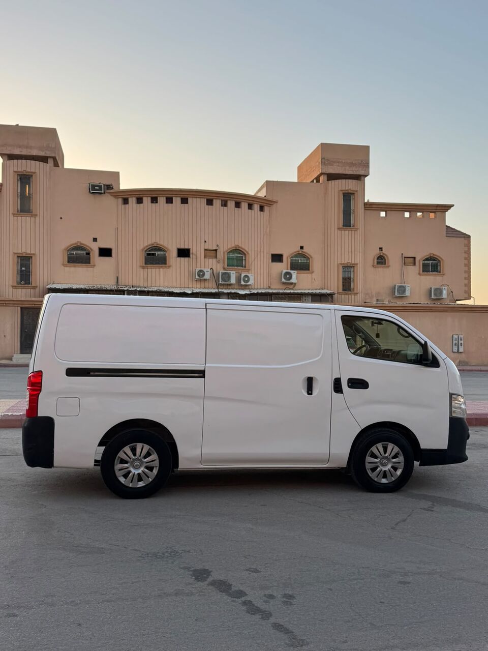 Riyadh, Vehicles, Cars & Trucks , SAR 50000,  Nissan NV3500,  2021,  147000 KM,  Nissan Urvan Diesel
