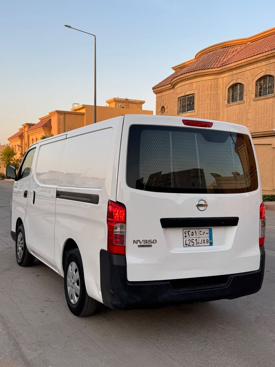 Riyadh, Vehicles, Cars & Trucks , SAR 50000,  Nissan NV3500,  2021,  147000 KM,  Nissan Urvan Diesel