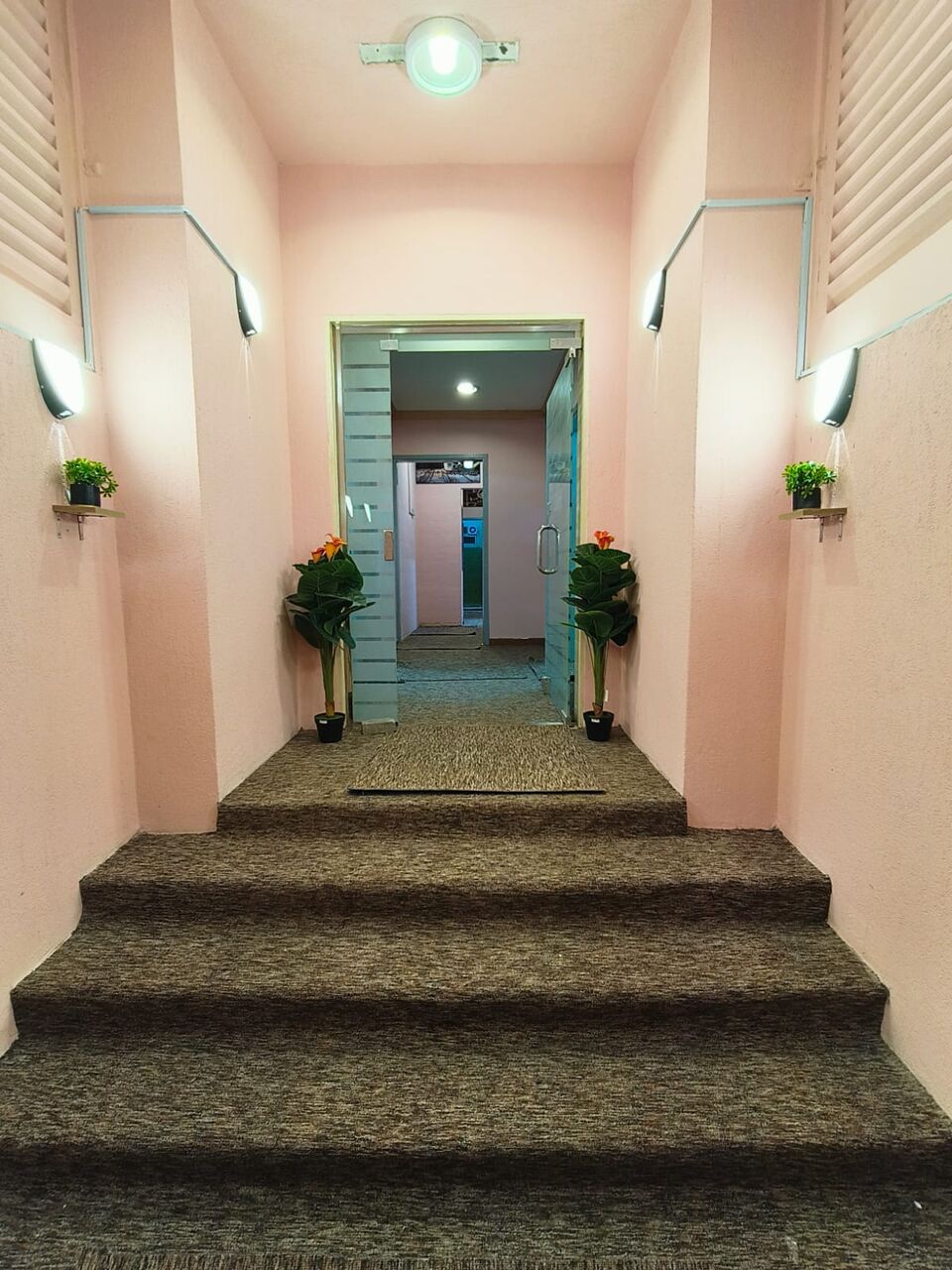 Riyadh, Bedspace For Rent, SAR 600/month,  Executive Bed Spaces In Fully Furnished Flat Near Holiday-inn Malaz-R3