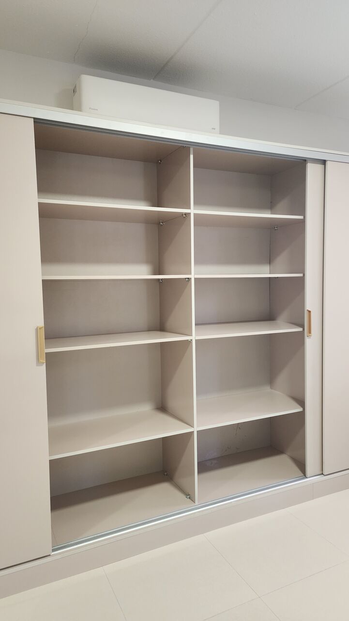 Riyadh, Furniture, SAR 950,  Moving Out Big Discount Sale - Wardrobe ( Used Only 1.5 Years)