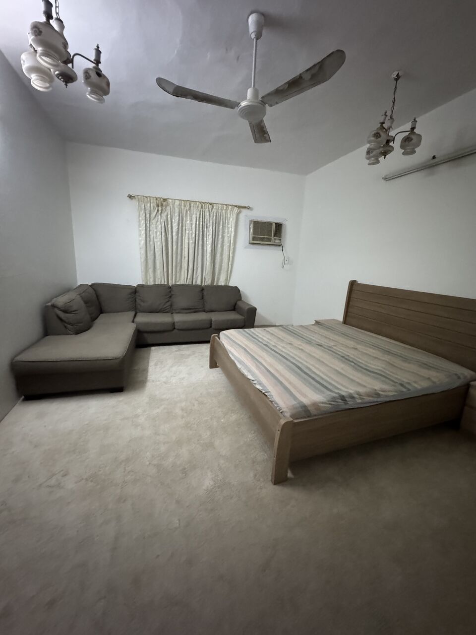 Al Wizarat, Rooms for Rent, SAR 1200/month,  1 Room Fully Furnished In Family Flat For Executive Bachelor