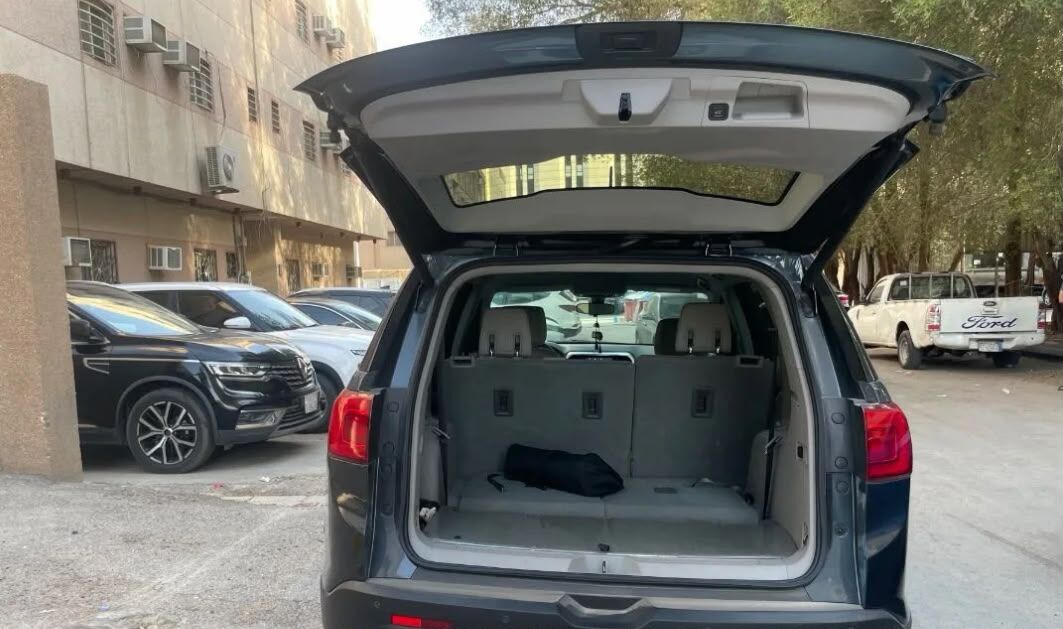 Riyadh, Vehicles, Cars & Trucks , SAR 80,  Gmc Acadia,  2019,  Automatic,  34200 KM,  SLE 2  FWD, 4 Cylinder