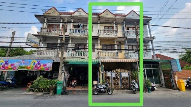 Bangkok, Real Estate For Sale, THB 2000000,  4 BR,  16 Sq. Feet,  3-story Commercial Building For Sale, Newly Renovated, Ready To Open Business And