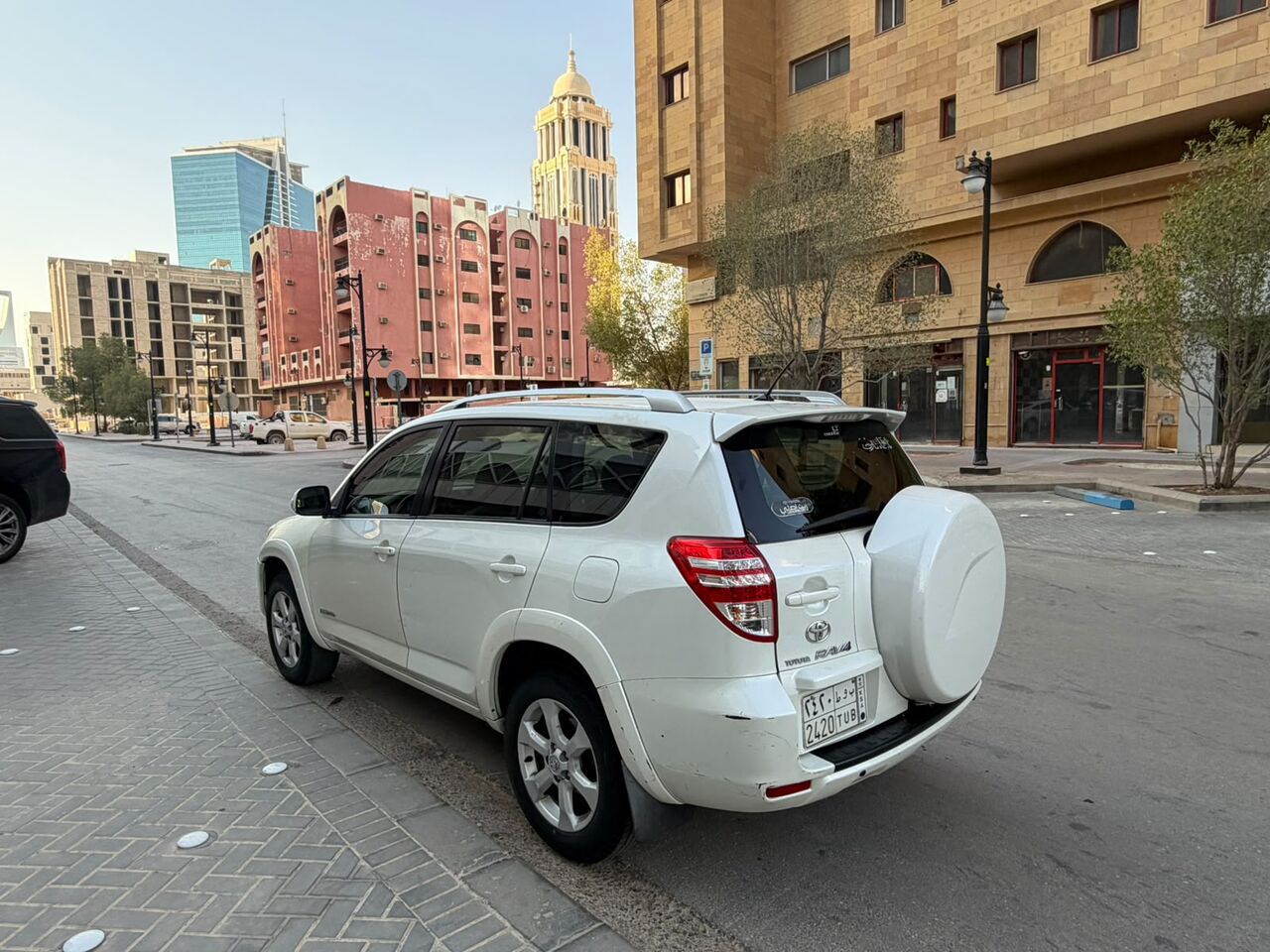 Riyadh, Vehicles, Cars & Trucks , SAR 30000,  Toyota RAV4,  2012,  Automatic,  178689 KM,    Full Option (Limited Edition) &ndash; For Sale