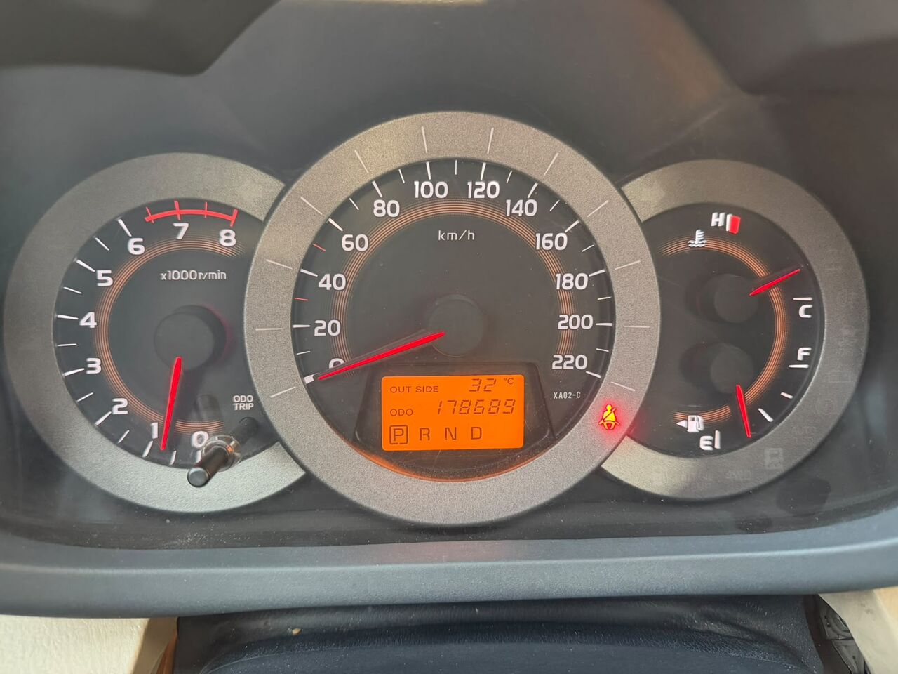 Riyadh, Vehicles, Cars & Trucks , SAR 30000,  Toyota RAV4,  2012,  Automatic,  178689 KM,    Full Option (Limited Edition) &ndash; For Sale