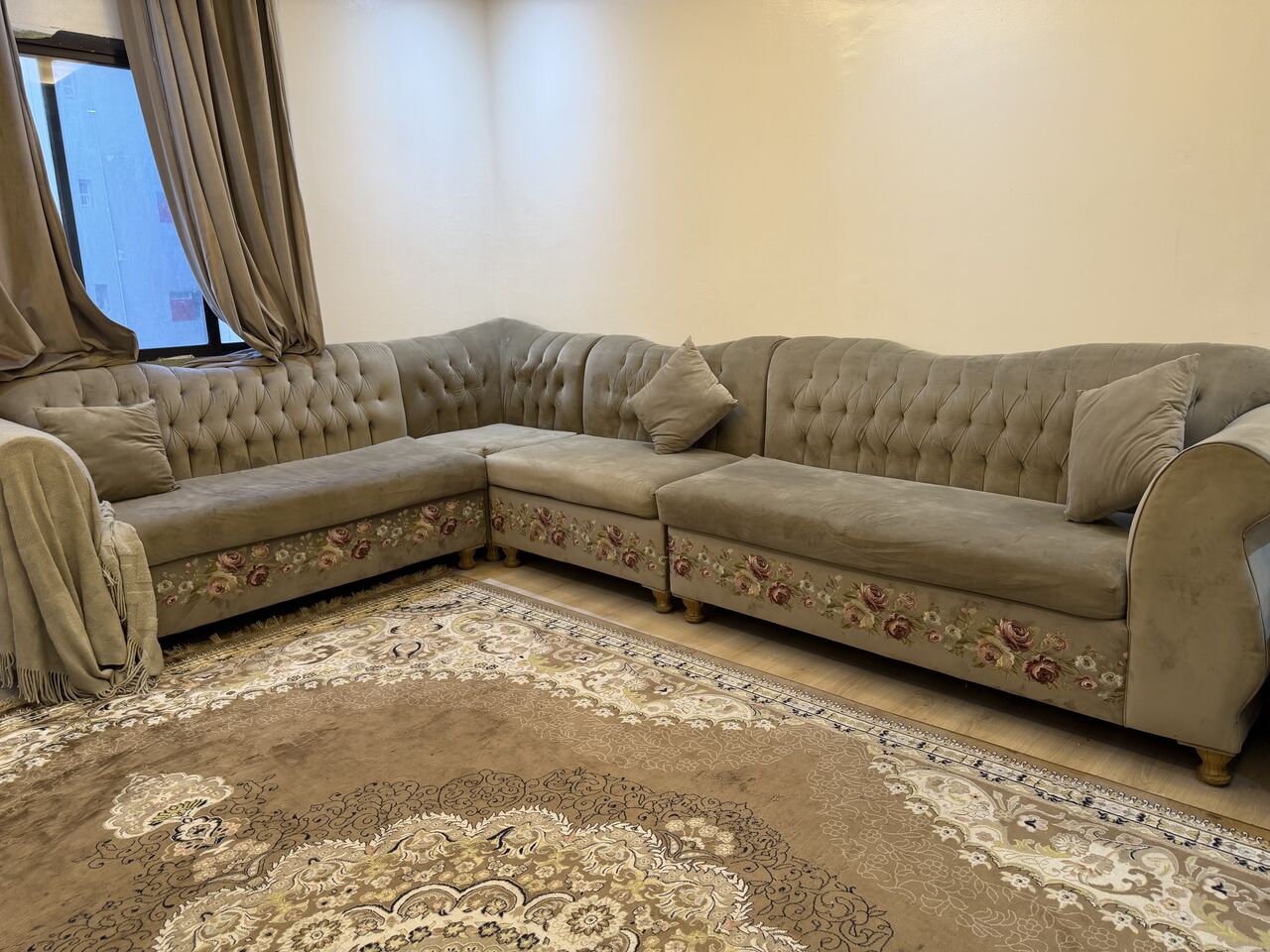 Jeddah, Furniture, SAR 350,  Sofas Like New For Sale