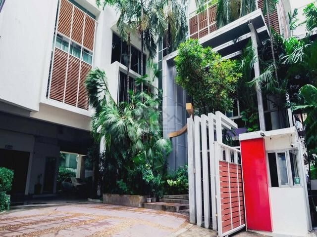 Bangkok, Real Estate For Sale, THB 350000000,  6 BR,  0 Sq. Feet,  BS 415 4-story Office Building For Sale, Area 202 Sq M., In The Heart Of The City,