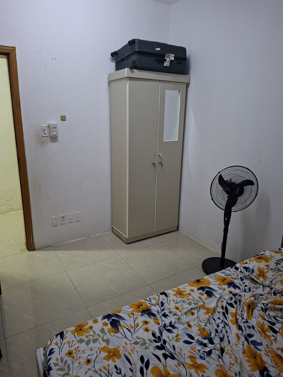 Al Rabie, Apartments, Flats, Houses & Villas, SAR 750/year,  2 BR,  I Am Offering Furnished Room For Executive Bachelors Room