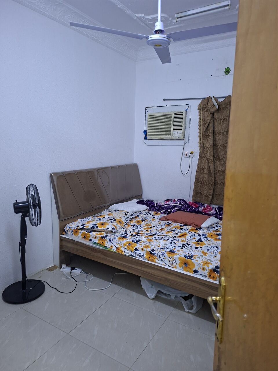 Al Rabie, Apartments, Flats, Houses & Villas, SAR 750/year,  2 BR,  I Am Offering Furnished Room For Executive Bachelors Room
