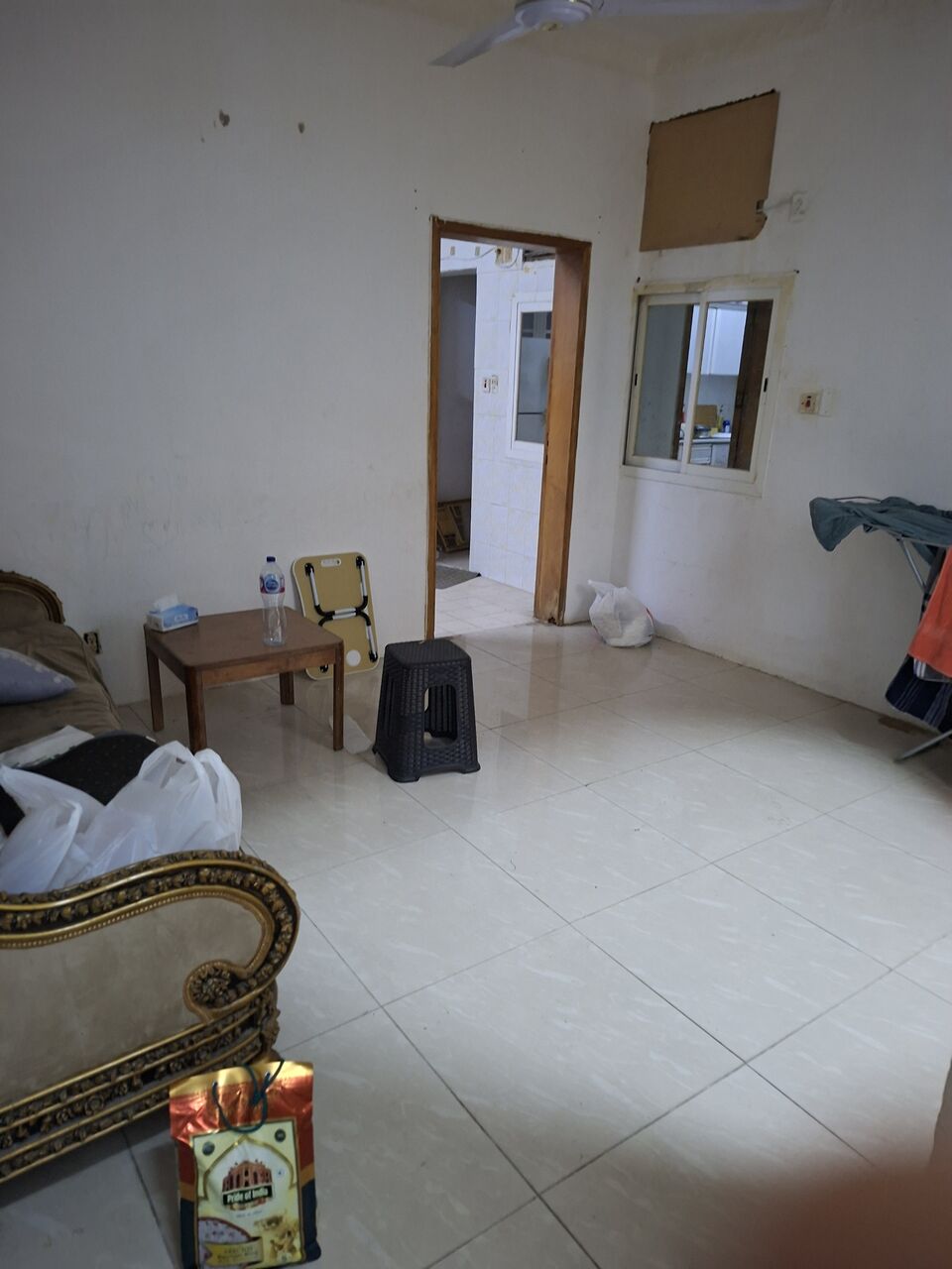 Al Rabie, Apartments, Flats, Houses & Villas, SAR 750/year,  2 BR,  I Am Offering Furnished Room For Executive Bachelors Room