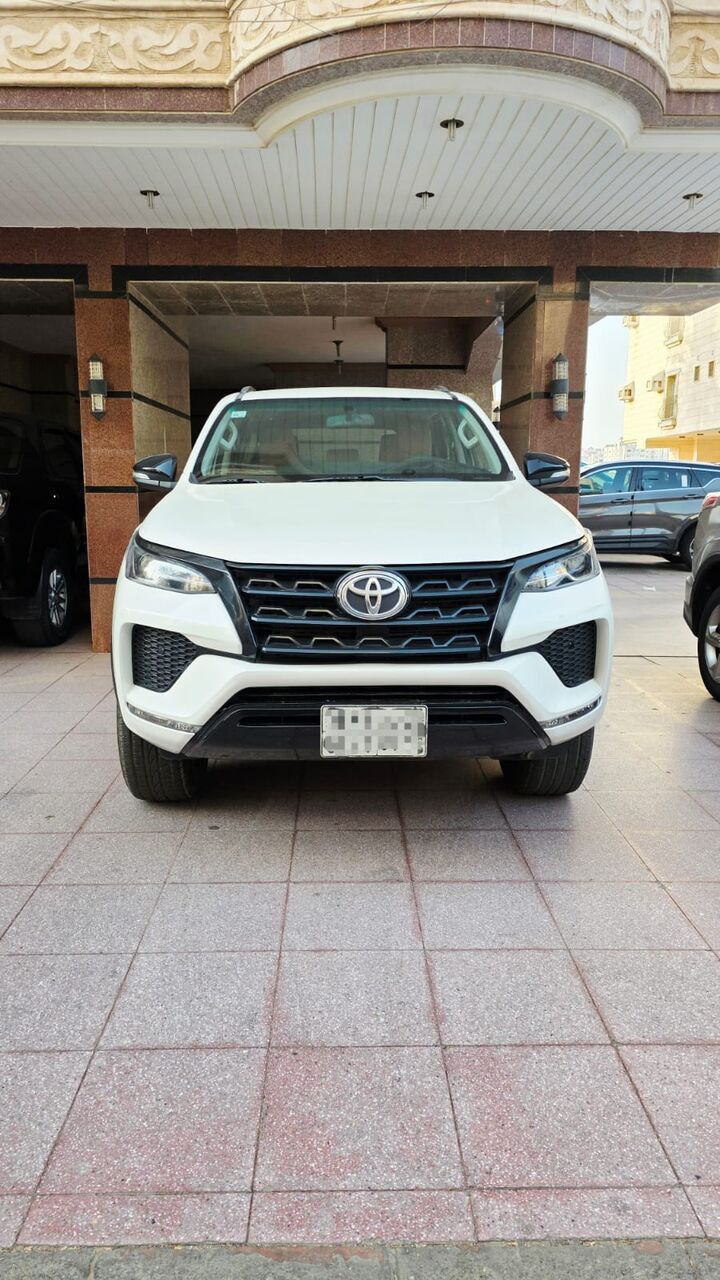 Jeddah, Vehicles, Cars & Trucks , SAR 85000,  Toyota Fortuner,  2022,  Automatic,  220000 KM,    Model For Sale