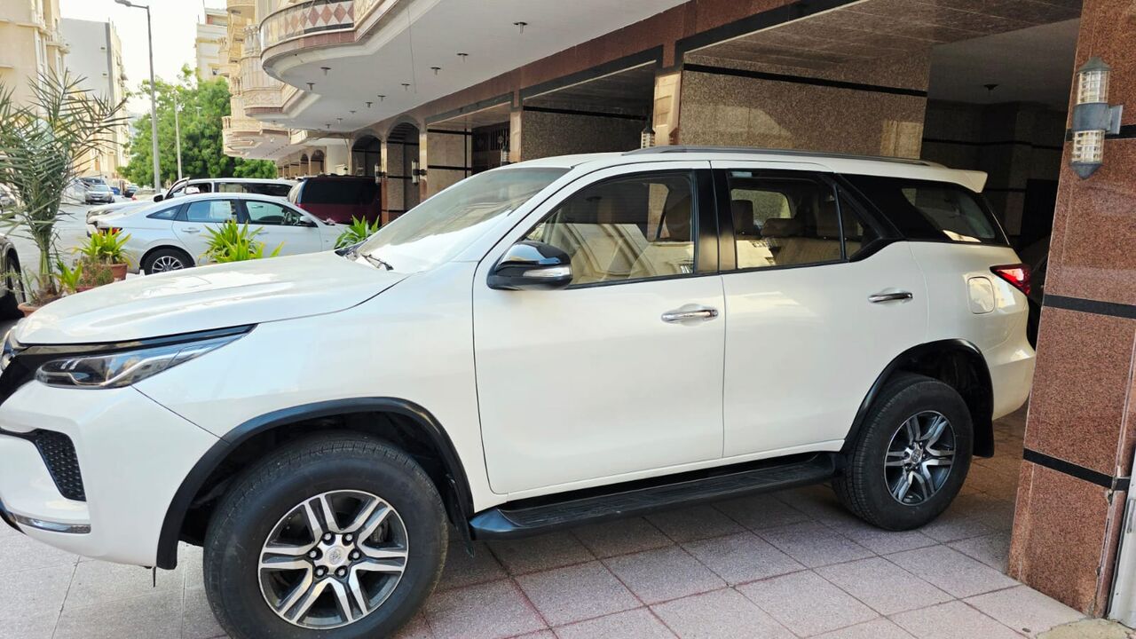 Jeddah, Vehicles, Cars & Trucks , SAR 85000,  Toyota Fortuner,  2022,  Automatic,  220000 KM,    Model For Sale
