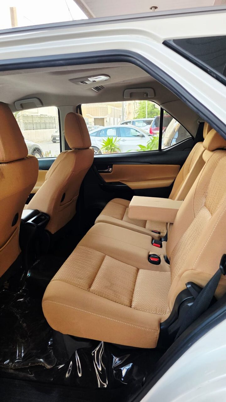 Jeddah, Vehicles, Cars & Trucks , SAR 85000,  Toyota Fortuner,  2022,  Automatic,  220000 KM,    Model For Sale