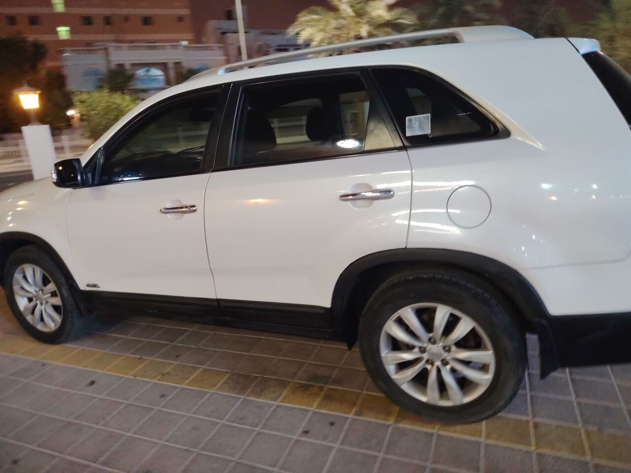 Tubli, Vehicles, Cars & Trucks , BHD 1500,  2011 Kia Sorento,  2011,  Automatic,  250000 KM,  Buy And Drive 1500 Bd Only Kia Sorento V6 Very Clean And Smooth Drive Ac Good