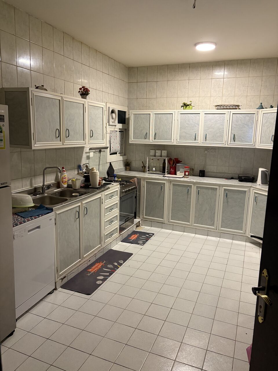 Riyadh, Rooms for Rent, SAR 1700/month,  Room For Rent In AlAndalus Dist For Executive Bachelor