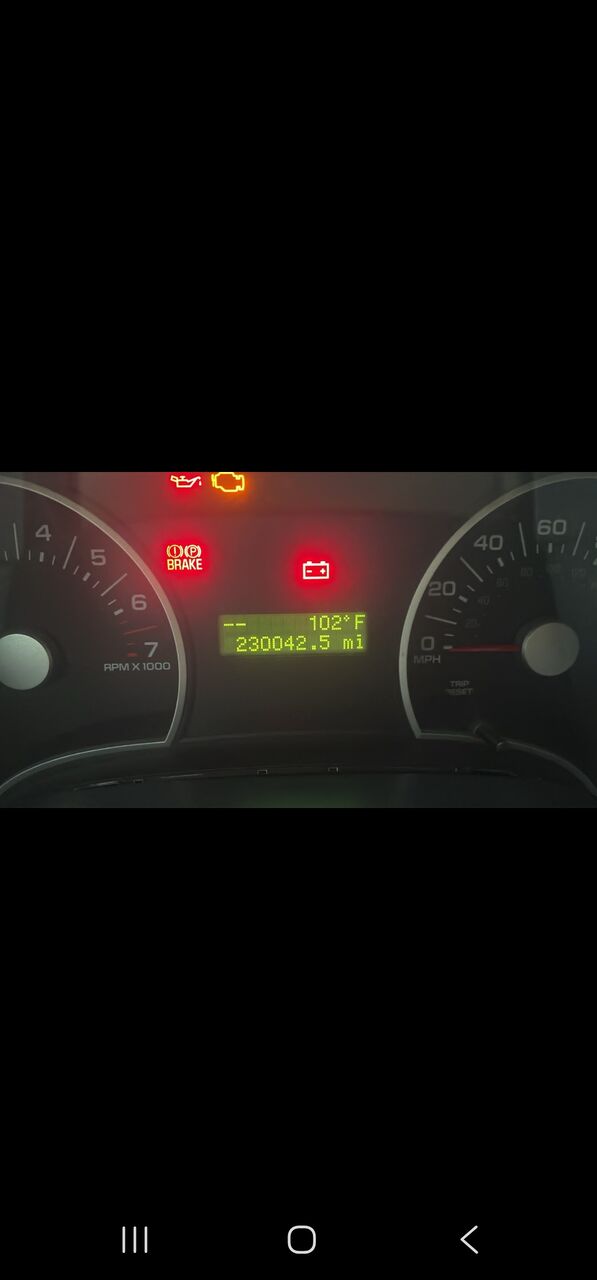 Qatif, Vehicles, Cars & Trucks , SAR 22000,  Ford Explorer,  2006,  Automatic,  230000 KM,  Good Condition Maintinace All