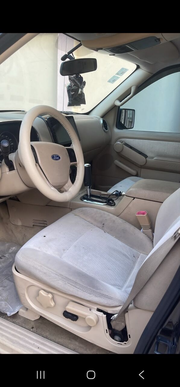 Qatif, Vehicles, Cars & Trucks , SAR 22000,  Ford Explorer,  2006,  Automatic,  230000 KM,  Good Condition Maintinace All