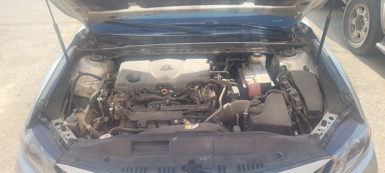 Riyadh, Vehicles, Cars & Trucks , SAR 49000,  Toyota Camry,  2020,  Automatic,  115786 KM,  Camry LE Silver  For Sale