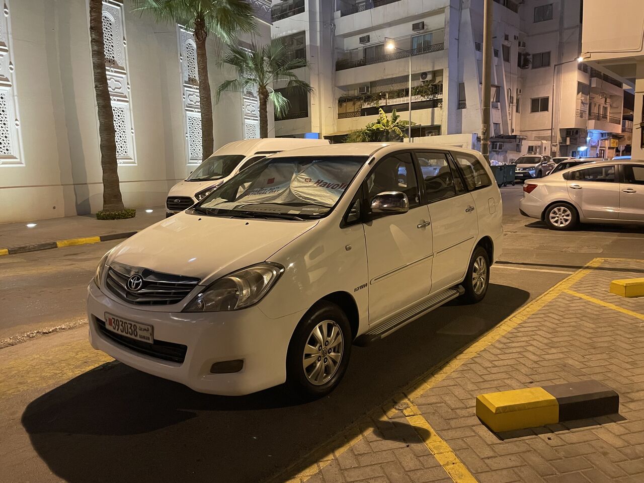 Manama, Vehicles, Cars & Trucks , BHD 2600,  Toyota Innova,  2011,  Automatic,  177500 KM,   For Sale
