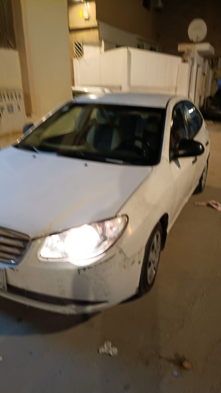 Riyadh, Vehicles, Cars & Trucks , SAR 8000,  Hyundai Elantra,  2010,  Manual,  580000 KM,