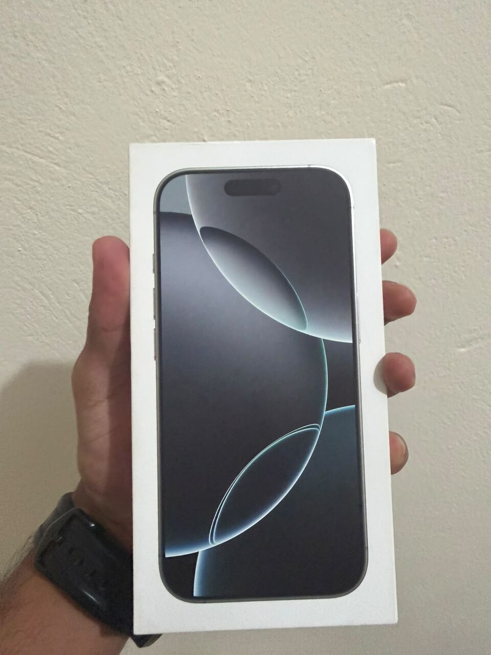 Khobar, Mobile Phones, SAR 4400,  IPhone 16Pro, 256 GB, White Titanium