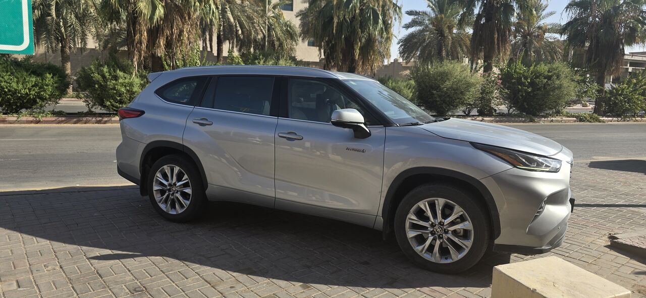 Riyadh, Vehicles, Cars & Trucks , SAR 117000,  Toyota Highlander Limited 2023,  2023,  Automatic,  175000 KM,