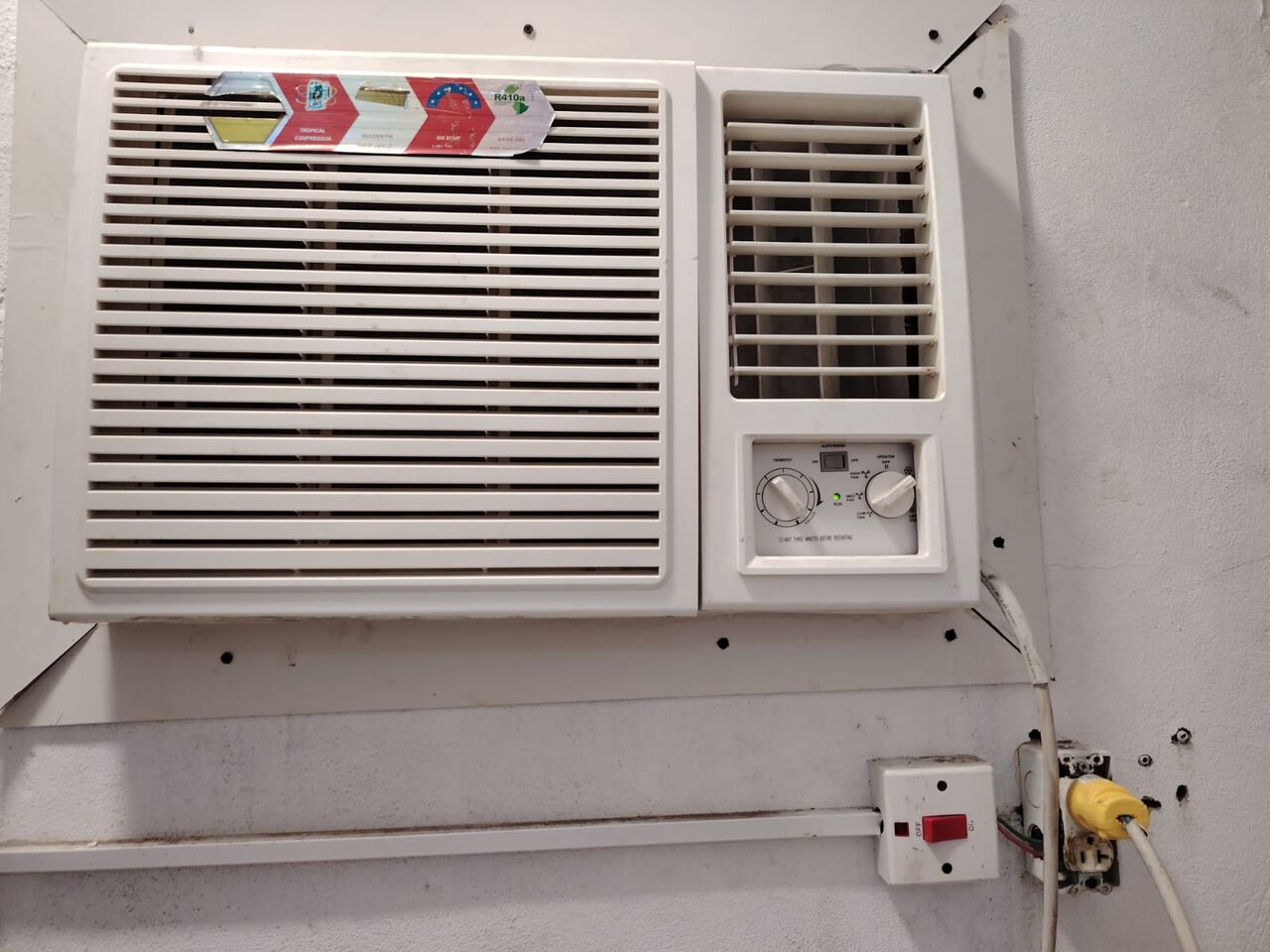 Jubail, Air Conditioners, SAR 500,  Used Al Zamil Window Ac 1.5 Ton Only By 500sr
