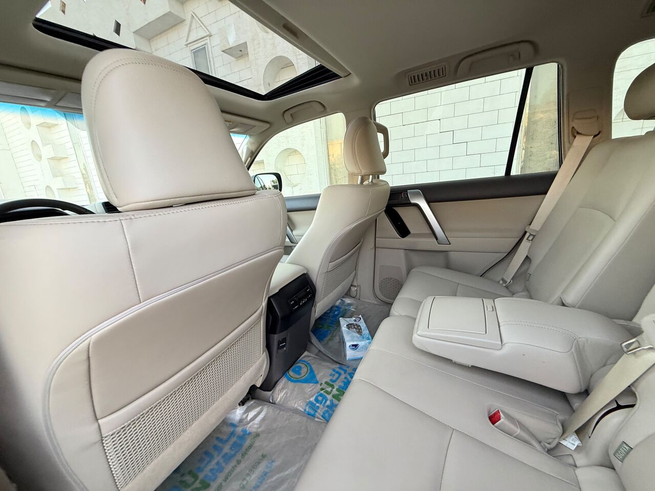 Riyadh, Vehicles, Cars & Trucks , SAR 150,  TOYTA PRADO TXL3 V6 4WD,  2022,  Automatic,  44000 KM,  FULL OPTION
