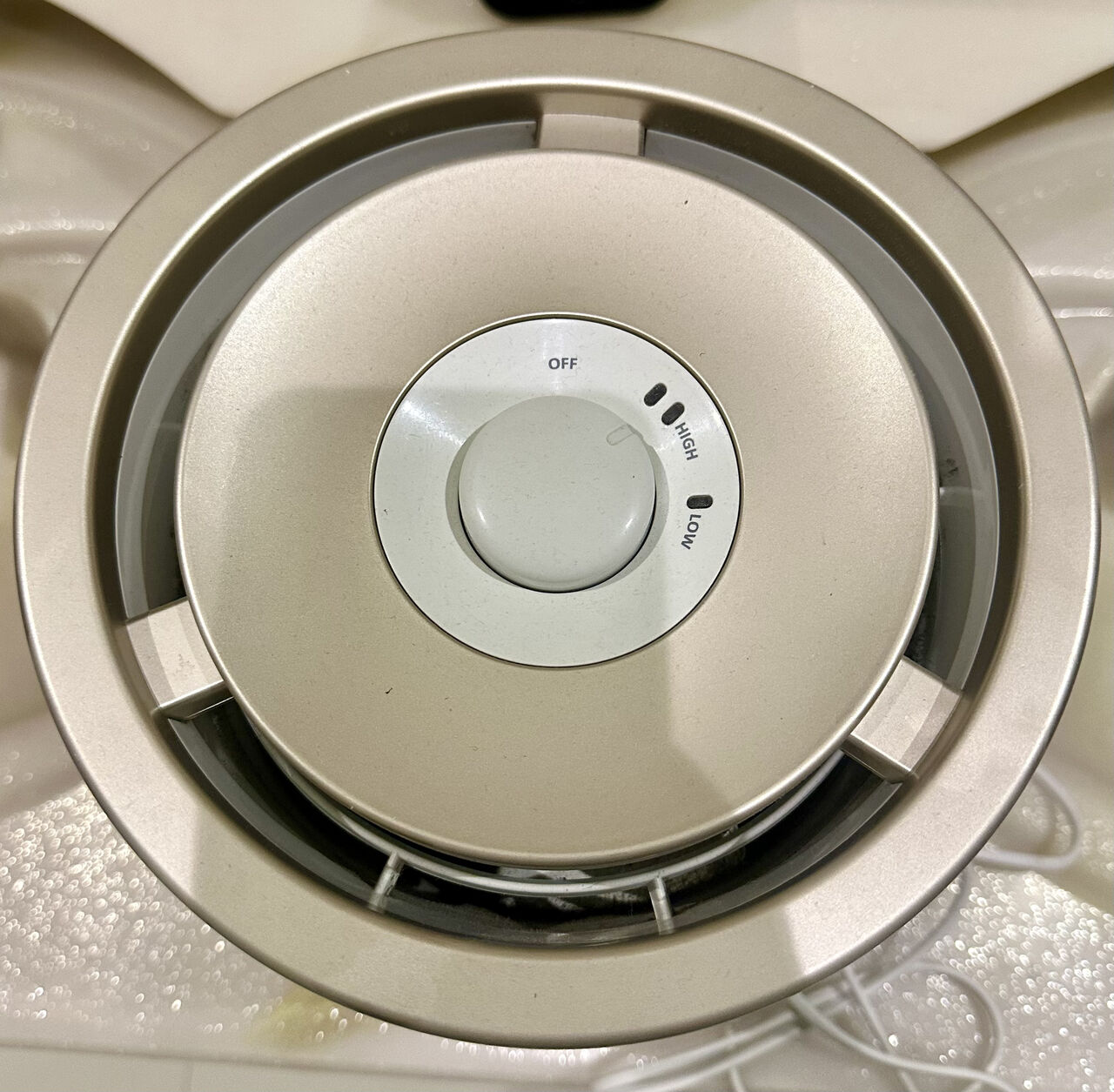 Riyadh, Appliances, SAR 250,  Final Exit: Philips Air Humidifier (2L)- Series 2000, Hu4811/90,with Nano Honeycomb Filter