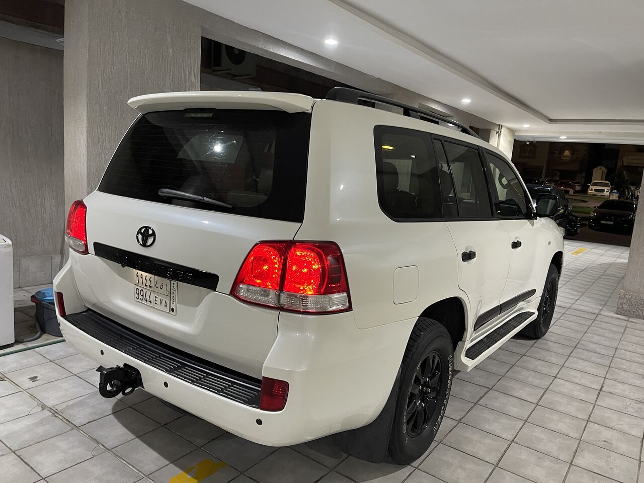 Jeddah, Vehicles, Cars & Trucks , SAR 65,  Toyota Land Cruiser,  2010,  Automatic,  410000 KM,