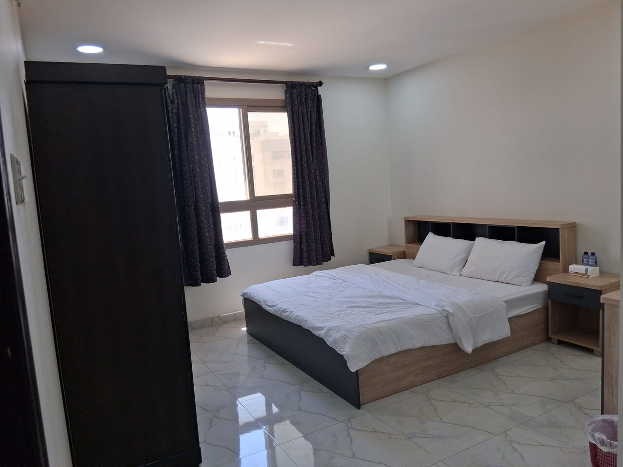 Janabiya, Holiday/Vacation Rentals, BHD 330/month,  2 BR,  Luxury Furnished 2 Bedroom Apartment | Janabiya | Daily & Monthly