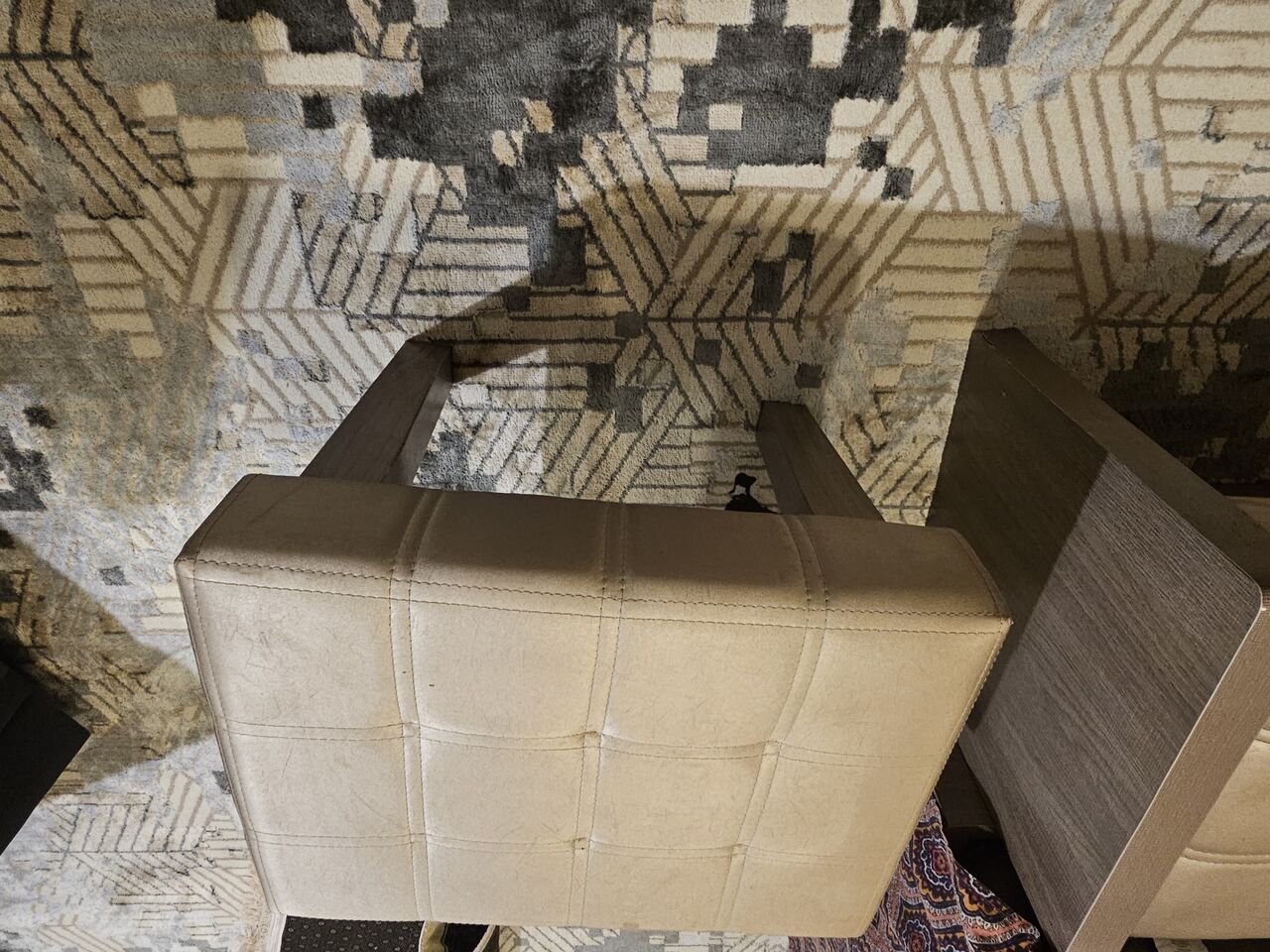 Riyadh, Household Items, SAR 150,  Set Of 2 Wooden Benches For Sale