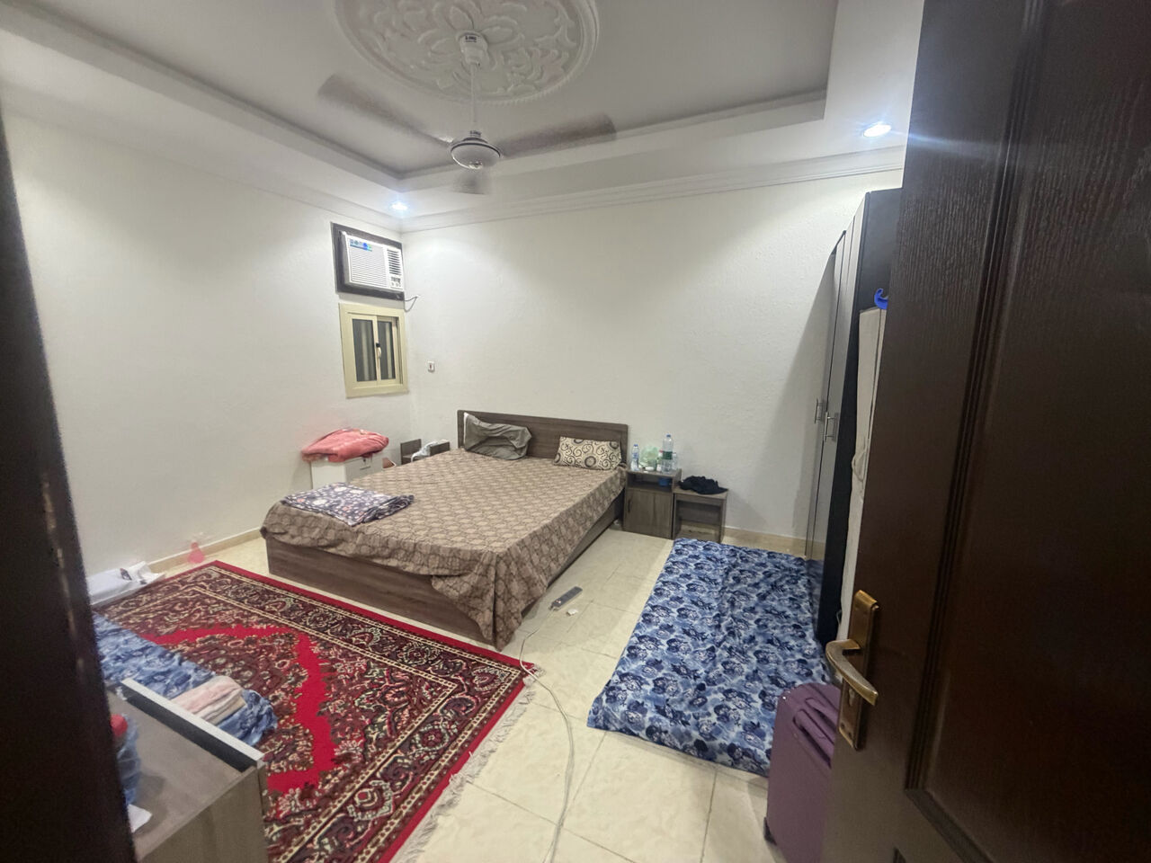 Jeddah, Apartments, Flats, Houses & Villas, SAR 1250/month,  Furnished,  3 BR,  3Bhk Flat Sharing One Room With Attached Bath